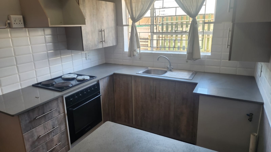 To Let 2 Bedroom Property for Rent in Bult West North West